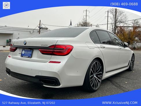 Used 2019 BMW 750i xDrive w/ M Sport Package image 4