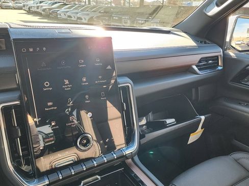 New 2026 GMC Yukon Denali w/ Denali Reserve Package image 42