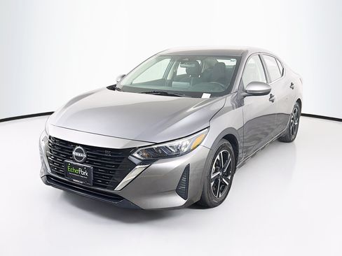Used 2024 Nissan Sentra SV FWD image 3
