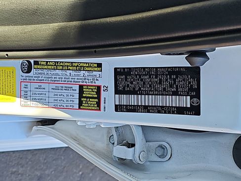 Used 2024 Toyota Camry SE image 38