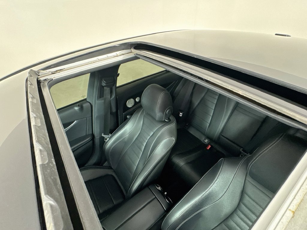 Used 2022 Mercedes-Benz E 350 Sedan image 26