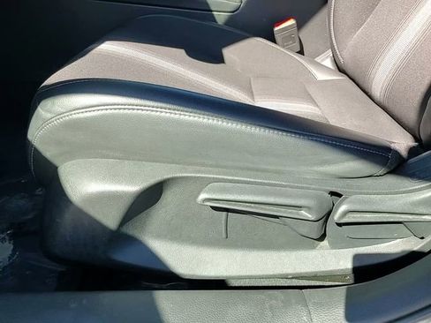 Used 2023 Honda Civic Sport image 15