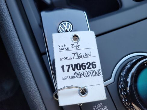 New 2026 Volkswagen Tiguan SE R-Line AWD/4WD image 33