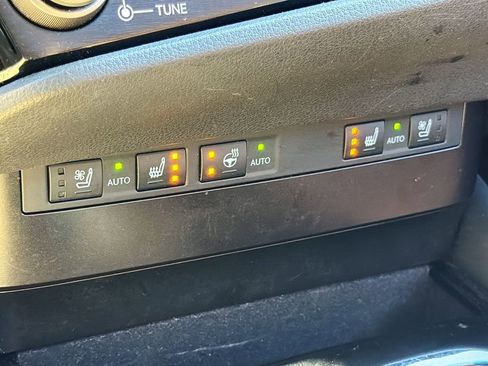 Used 2023 Lexus ES 350 w/ Premium Package image 32