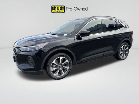 Used 2024 Ford Escape Platinum image 1