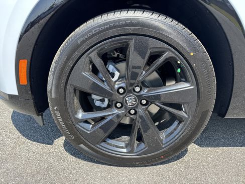 New 2026 Buick Envision Sport Touring AWD/4WD image 13