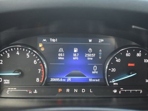 Used 2023 Ford Explorer XLT w/ Equipment Group 202A image 17