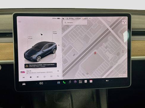 Used 2024 Tesla Model Y Long Range AWD/4WD image 21