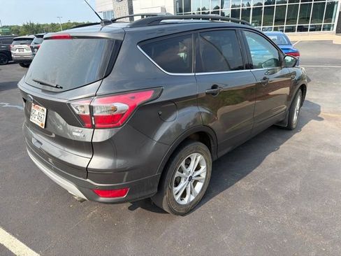 Used 2017 Ford Escape SE w/ Equipment Group 201A AWD/4WD image 5