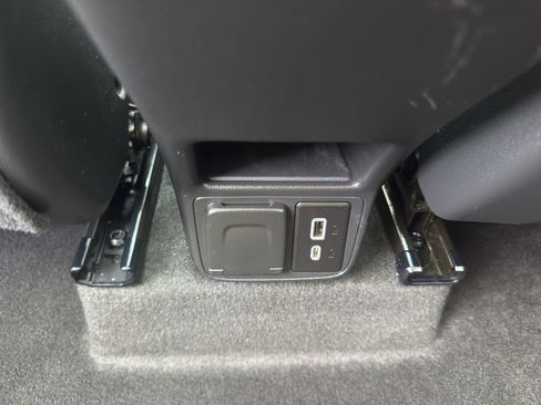 Used 2022 Chevrolet TrailBlazer ACTIV w/ Sun and Liftgate Package FWD image 33