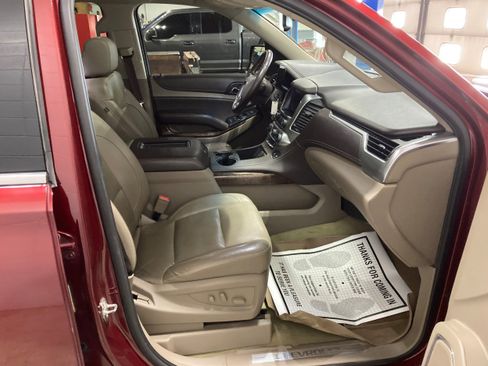 Used 2017 Chevrolet Tahoe LT image 4