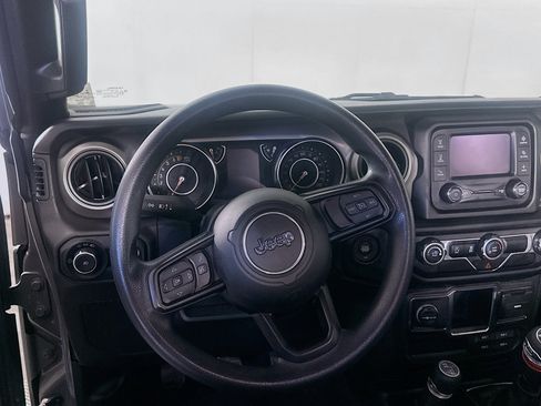 Used 2021 Jeep Wrangler Sport AWD/4WD image 17