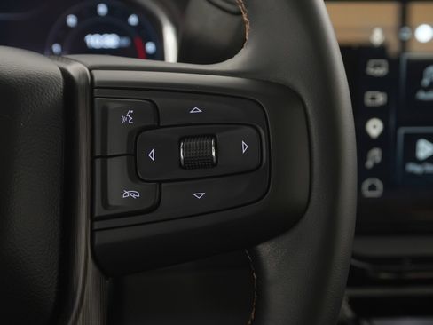 Used 2024 GMC Sierra 2500 AT4 w/ AT4 Premium Plus Package AWD/4WD image 20
