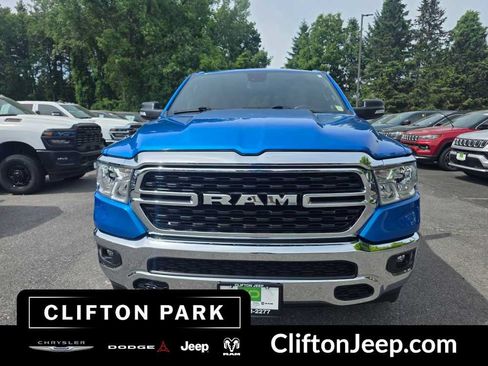 Used 2022 RAM 1500 Big Horn AWD/4WD image 2