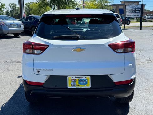 Used 2022 Chevrolet TrailBlazer LS FWD image 6