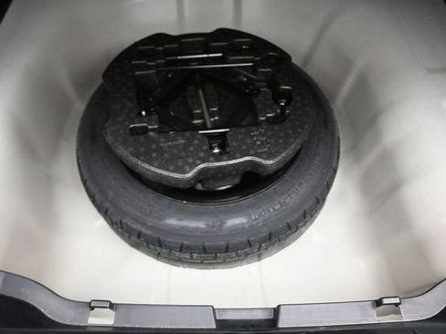 Used 2025 Kia K4 LXS image 12