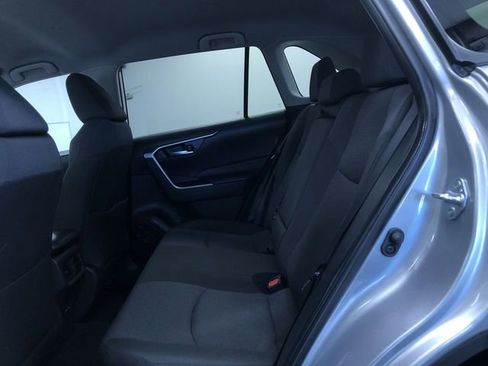 Used 2025 Toyota RAV4 XLE AWD/4WD image 21