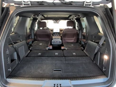Certified 2024 Ford Expedition Limited AWD/4WD image 33