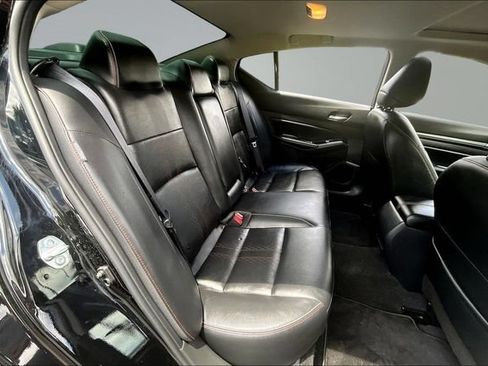 Used 2024 Nissan Altima 2.5 SR w/ SR Premium Package FWD image 24