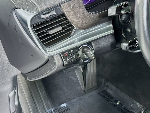Certified 2023 Porsche Panamera 4 AWD/4WD image 11