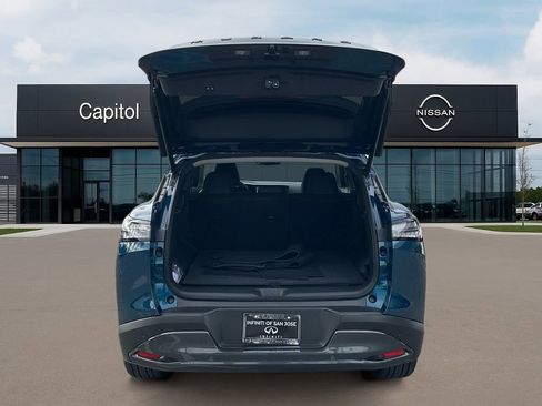 Used 2025 Nissan Murano SL w/ Cargo Package image 10