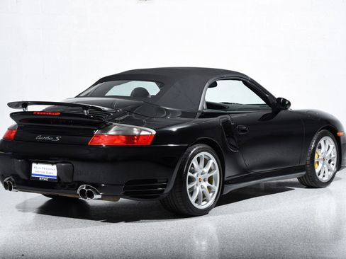 Used 2005 Porsche 911 4 Cabriolet AWD/4WD image 31