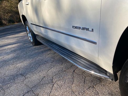 Used 2015 GMC Yukon XL Denali w/ Touring Package image 72