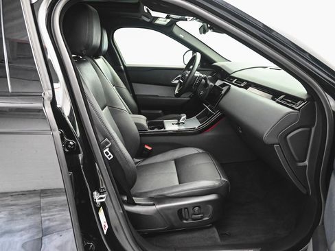 Used 2025 Land Rover Range Rover Velar S image 34