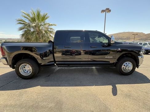 Used 2026 RAM 3500 Laramie AWD/4WD image 6