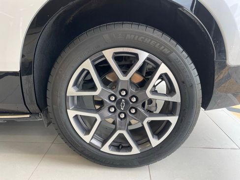 Used 2023 Chevrolet Blazer RS w/ Driver Confidence II Package FWD image 19