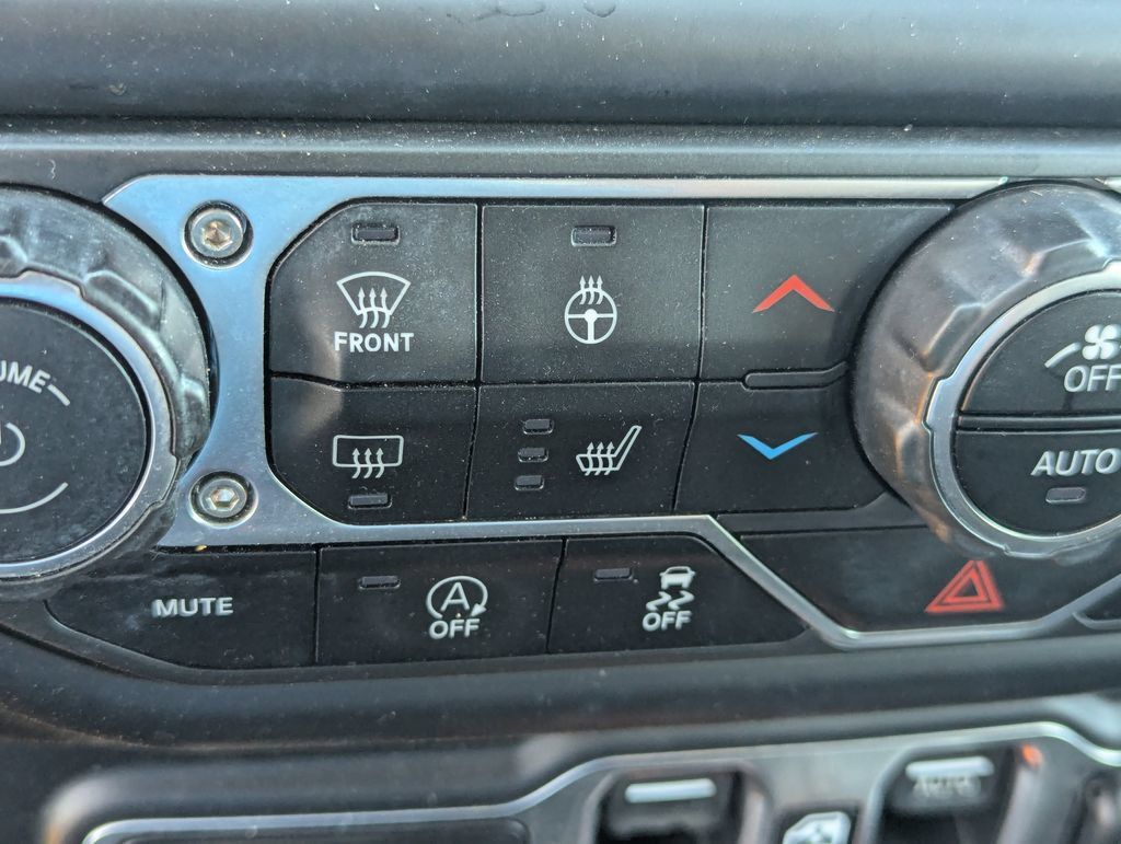 Used 2019 Jeep Wrangler Unlimited Sport S AWD/4WD image 19