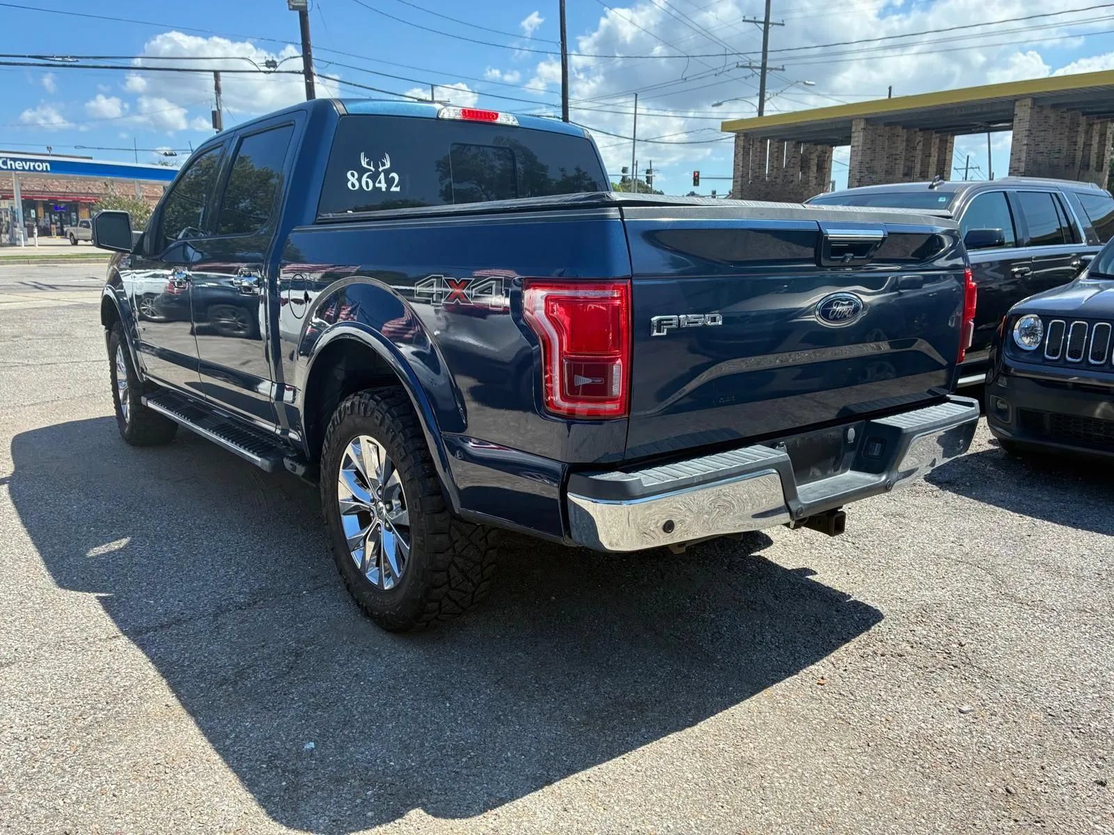 Used 2016 Ford F150 Lariat w/ Equipment Group 502A Luxury AWD/4WD image 7