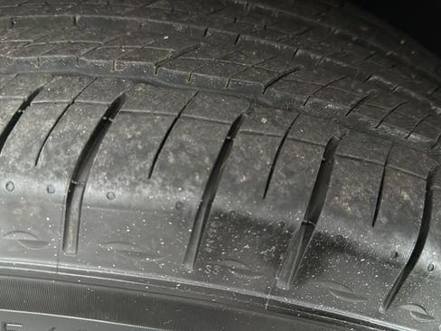 Used 2018 Cadillac XT5 Luxury w/ LPO, Wheel Lock Package image 48