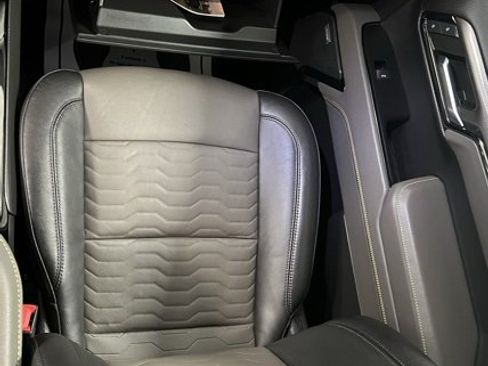 Used 2023 Chevrolet Silverado 1500 ZR2 image 41