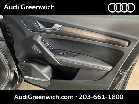 Used 2023 Audi Q5 2.0T Premium Plus w/ Premium Plus Package AWD/4WD image 11