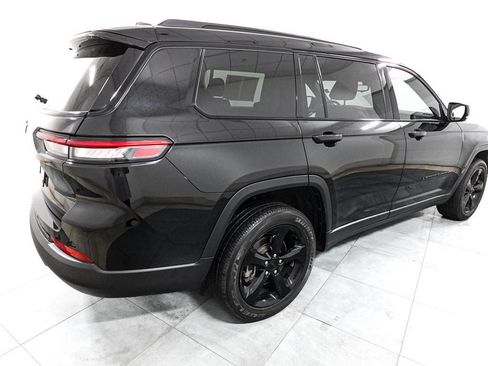 Used 2023 Jeep Grand Cherokee L Laredo AWD/4WD image 7