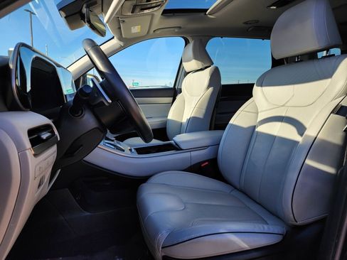 Used 2024 Hyundai Palisade SEL w/ Premium Package image 10