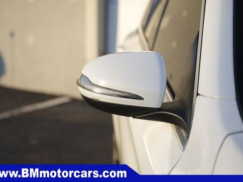 Used 2022 Mercedes-Benz GLC 300 4MATIC w/ Premium Package Lite image 11