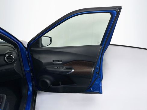 Used 2024 Nissan Kicks SR FWD image 31