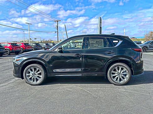 New 2025 MAZDA CX-5 AWD 2.5 S w/ Premium Plus Pkg image 4