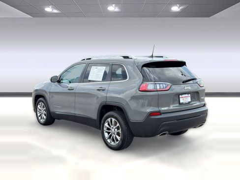 Used 2021 Jeep Cherokee Latitude Lux w/ Sun & Sound Group FWD image 3