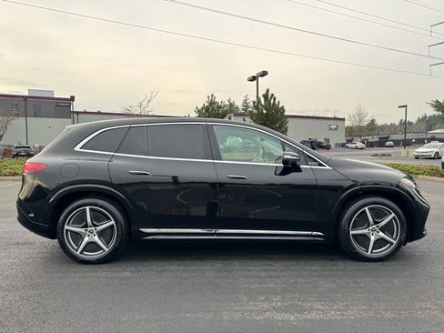 Used 2023 Mercedes-Benz EQS 580 4MATIC SUV image 12