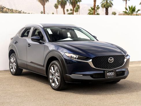 Used 2022 MAZDA CX-30 AWD 2.5 S w/ Preferred Package image 2