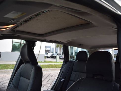 Used 2011 Volvo V50 T5 image 75