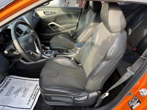 Used 2012 Hyundai Veloster w/ Style Pkg FWD image 9