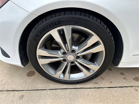 Used 2014 Mercedes-Benz E 350 4MATIC Coupe image 30