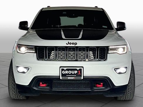 Used 2018 Jeep Grand Cherokee Trailhawk w/ Trailhawk Luxury Group image 3