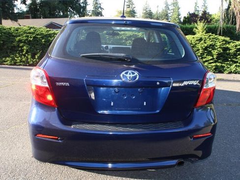 Used 2009 Toyota Matrix FWD image 10
