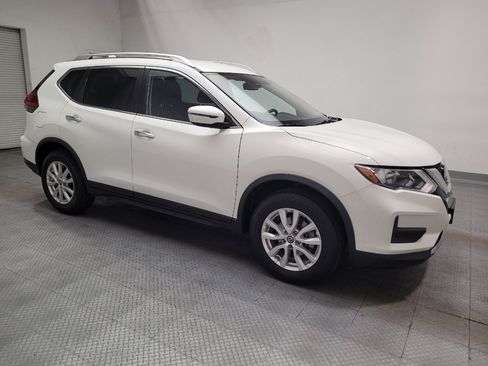 Used 2020 Nissan Rogue SV FWD image 11