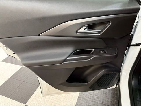 New 2026 Chevrolet Equinox EV LT image 14